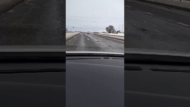 Водители жалуются на состояние новой дороги Махачкала - Кизилюрт, которая выглядит ужасно