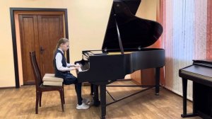 Евсеева Валентина, 11 лет. С.Майкапар «Музыкальная табакерка»