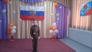 Стихотворение Приходят люди к Вечному огню