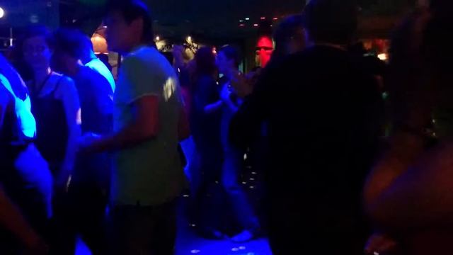 Сальса  меренге в Тики-Баре