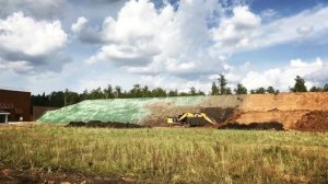 Укрепление откосов гидропосевом газона. Парк Патриот , Кубинка . Московская область