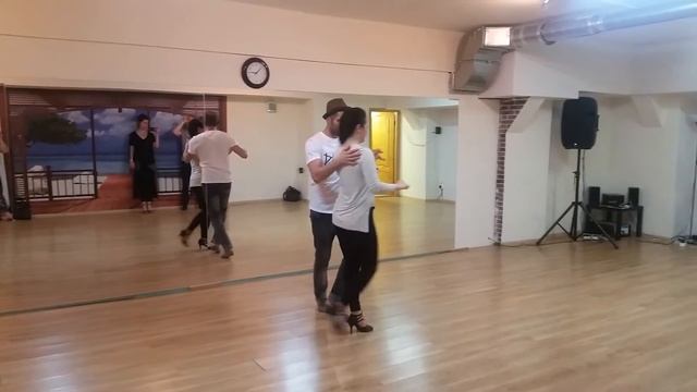 Уроки сальсы в Mambotime. Олег Соколов и Анна Золотенко. смотреть онлайн