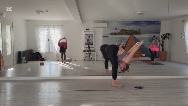 Утренняя yoga flow смотреть онлайн