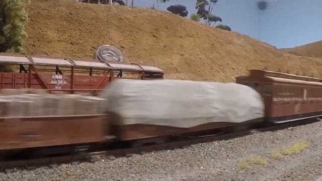 The Beechie Layout running Roger Hills Stock смотреть онлайн