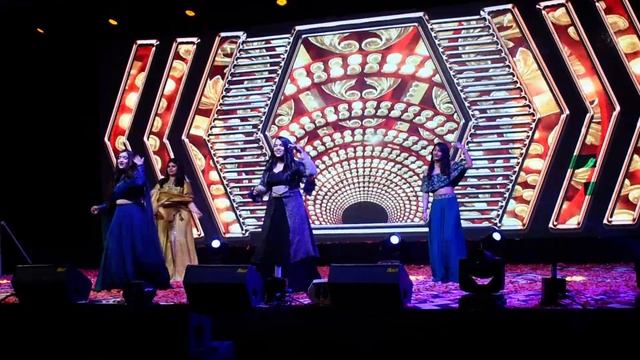 BRIDES FRIENDS ||CHOREOGRAPHY BY ADITYA SHARMA || AGRA