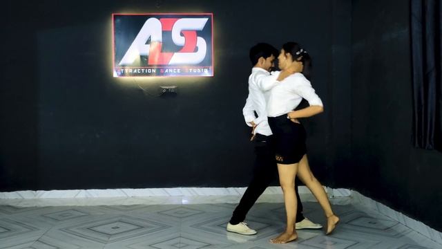 Senorita Couple Dance | Zindagi Na Milegi Dobara | Attraction Dance Studio | OM Sharma Choreography