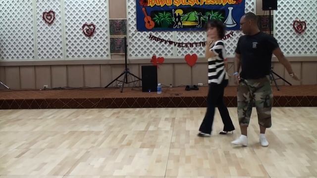 Mamboki Erik  Yuki partner work on2 workshop in Hawaii salsa festival 2010