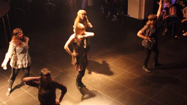 Waacking (Angels Dance) смотреть онлайн