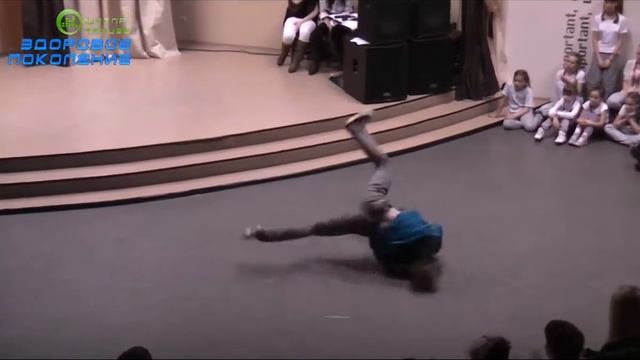 Break-Dance (Юра Павлов) - Соло смотреть онлайн