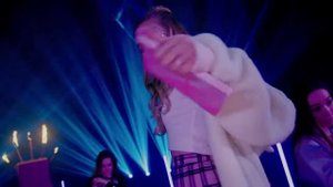 ОГОНЬ   Катя Адушкина feat  Влад Бумага