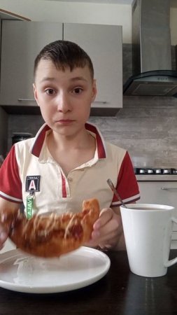 Асмр пицца с ананасами