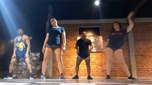 VIDRADO EM VOCÊ - MC Livinho (video Aula) Coreografia Donatello
