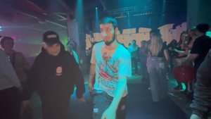 ТАНЦЕВАЛЬНЫЙ БАТЛ В НОЧНОМ КЛУБЕ В МОСКВЕ!