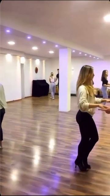 bachata kurs und workshop atmospäre смотреть онлайн
