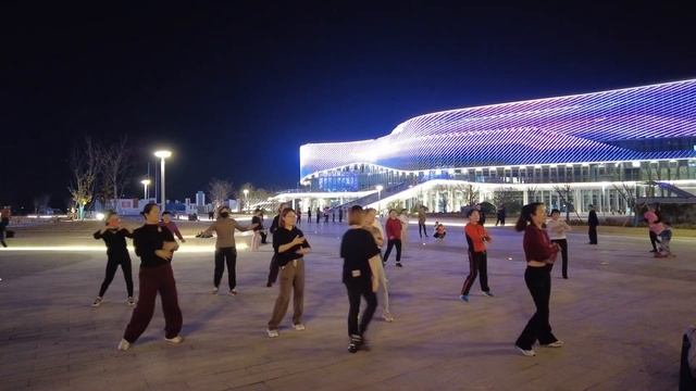 Уличные танцы, эпизод 1/Street dance, episode 1 смотреть онлайн