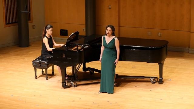 George Crumb (b. 1929), Three Early Songs (Let It Be Forgotten, Wind Elegy) смотреть онлайн