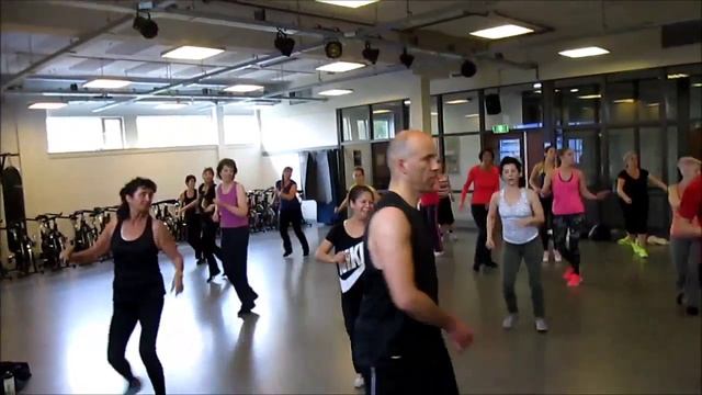 Fun salsa workout смотреть онлайн