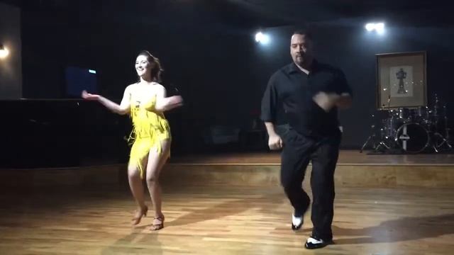 #PENtastic! Salsa lessons before the Poetry begins and a performance every week! смотреть онлайн