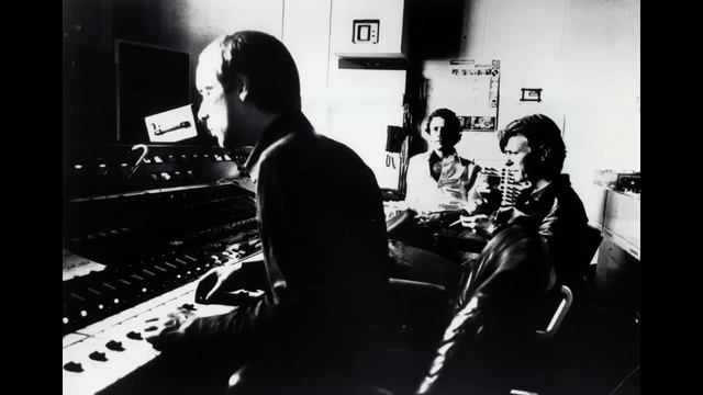 Heroes. Philip Glass David Bowie Brian Eno смотреть онлайн