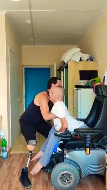 Сильный киборг / A strong cyborg @vichappy