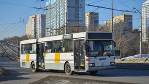 Автобус Mercedes-Benz O405 (К 485 КХ 122). Покатушки по Барнаулу/Ride on the Mercedes-Benz O405 bus