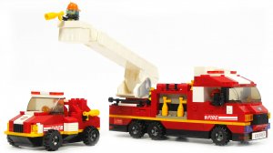 Собираем пожарную машину из конструктора лего - Sluban Fire Rescuers M38-B0223