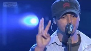 Enrique Iglesias - Nunca Te Olvidare (LIVE, English lyrics)