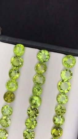 Beautiful natural round shape peridot with fabulous lustre Weight 43.30 carats gfj