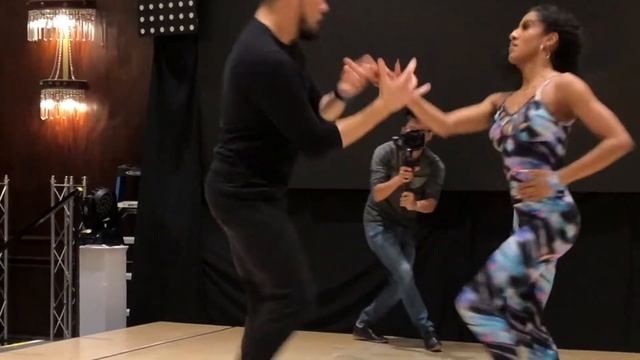 They Make Slaying Look Easy смотреть онлайн