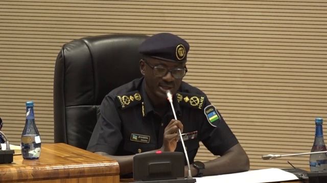 Gutwika hagashyanta myaka ijana...Polisi yamaganye imvugo zitakaza ikizere.CP Kabera