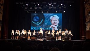 "Сигнальщики-горнисты".
Детский Ансамбль "Зелёные Фуражки".