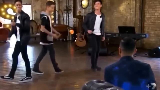 In Stereo - The X Factor - Home Visits - Shut Up And Dance (with starting) смотреть онлайн