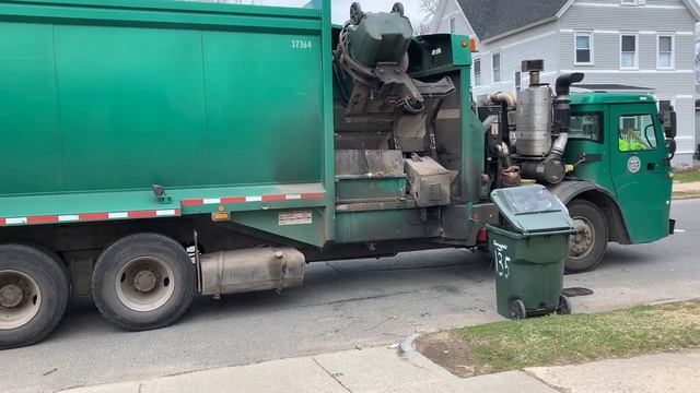 Как забирают мусор смотреть онлайн