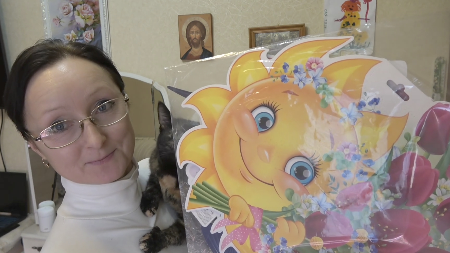 Февраль 2025 года. За колеусом. Сею... Праздничный декор. Ещё немного маек...