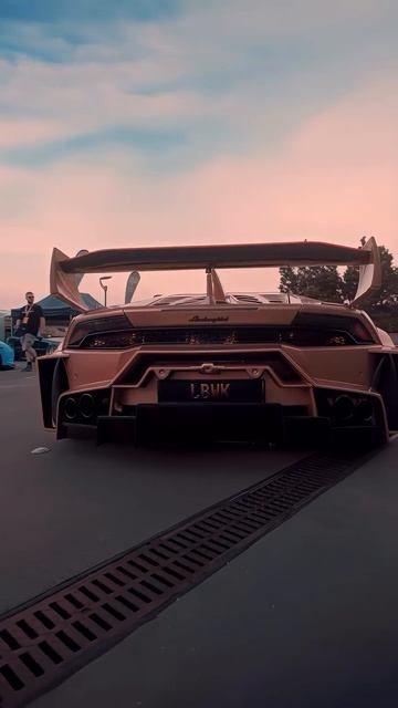 Polish sunset with this Huracan Стиль 🔥 Поддержи подпиской!