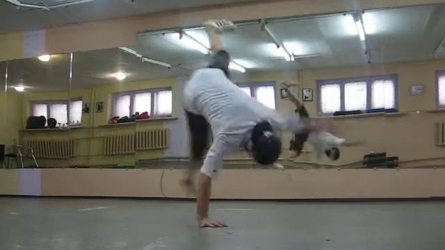 AirTwist Slow 1 смотреть онлайн