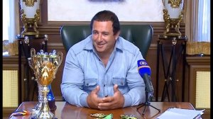 GAGIK TSARUKYAN RECEIVES WORLD CHAMPIONS