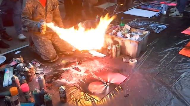 Человек сам рисует балончиками смотреть онлайн