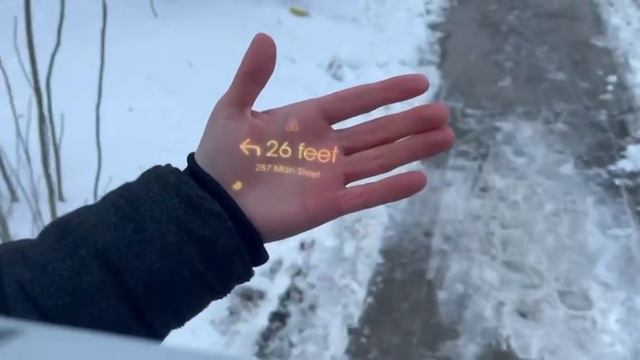 Стартап Humane делает AR-очки, которые разворачивают голограммы на разных предметах — даже на руке.
