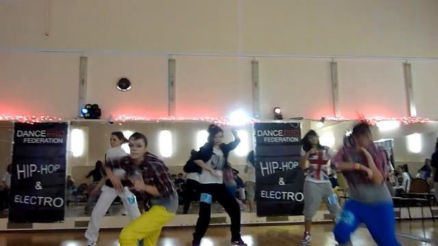 TWINS CUP 18 февраля. РЕГГЕТОН. Финал. Base Style. смотреть онлайн