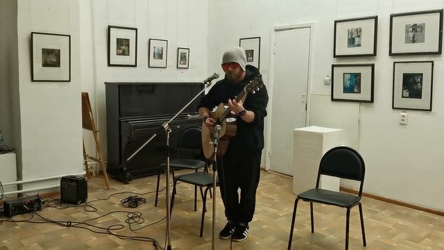 Валентин Смольный на музыкальном марафоне "ОСИзание музыки" в Отделе современного искусства
