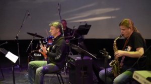 Левон Оганезов и ансамбль "Жизнь прекрасна" (репетиция)