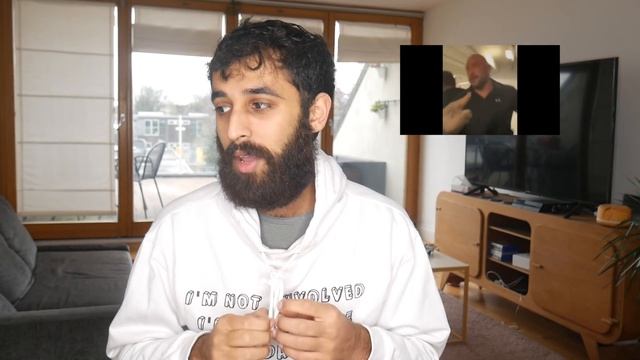 NOT TEKASHI 69 AND MEEK MILL HAVING A FIGHT OUTSIDE A CLUB смотреть онлайн