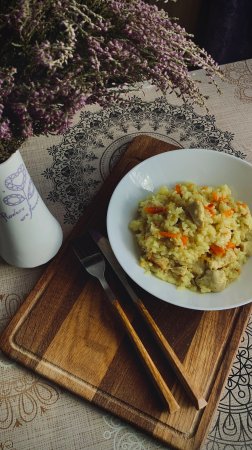 Рассыпчатый плов в мультиварке🍚