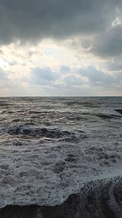 самолёт над морем ✈️🌊🌤️