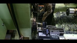 Работа пруткового токарного автомата VNC 20