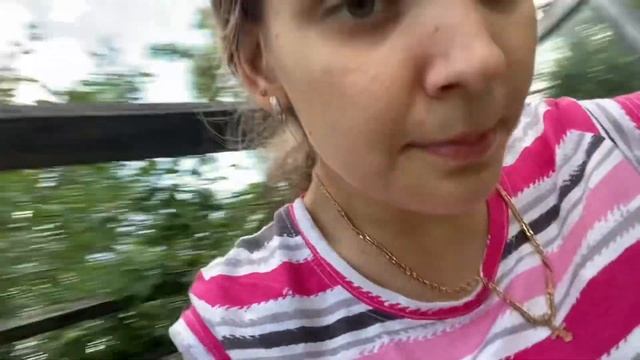 Семейные Влоги!!Уборка в теплице!!! смотреть онлайн