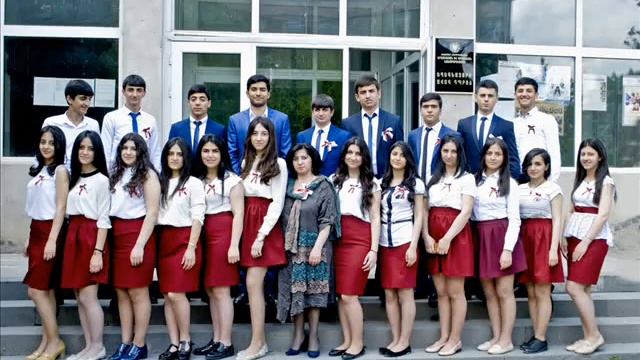 Arman Vardanyan - Verjin zang (վերջին զանգ) смотреть онлайн