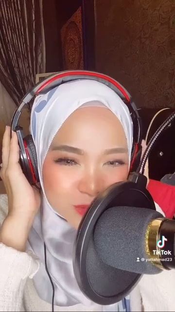 Pen merah pen merah смотреть онлайн