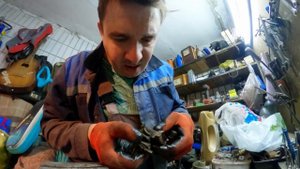 Замена масла в двигателе Toyota Vitz 130 (ГАРАЖНЫЕ ПОСИДЕЛКИ)